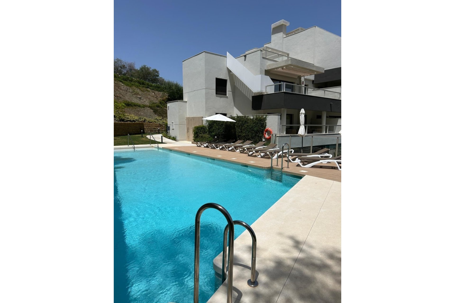 Resale - apartment - Benahavís - La Quinta