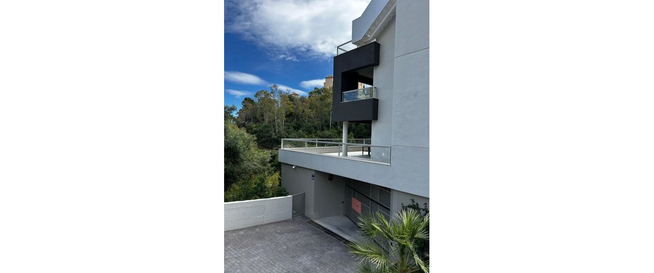 Resale - apartment - Benahavís - La Quinta