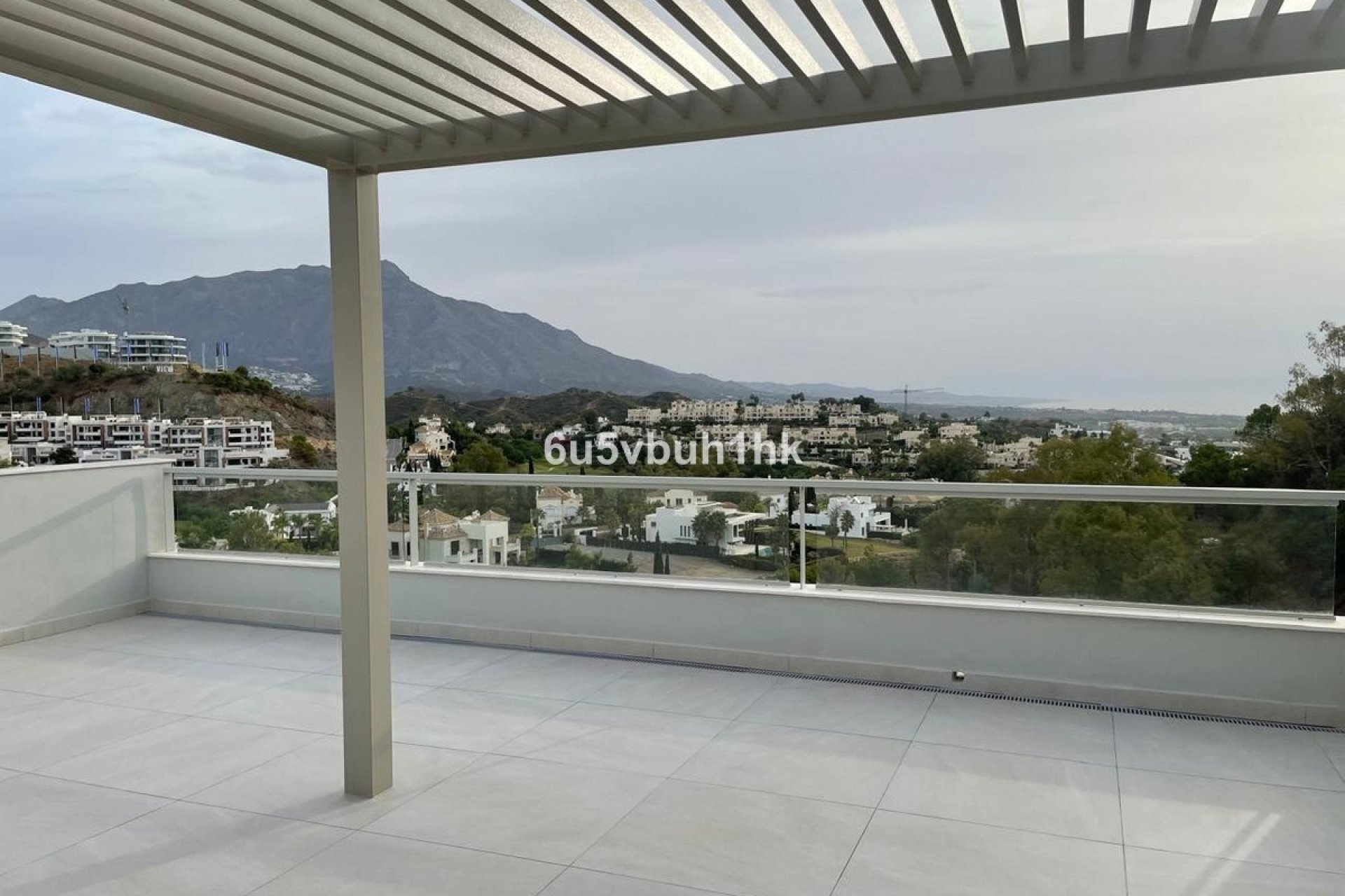Resale - apartment - Benahavís - La Quinta