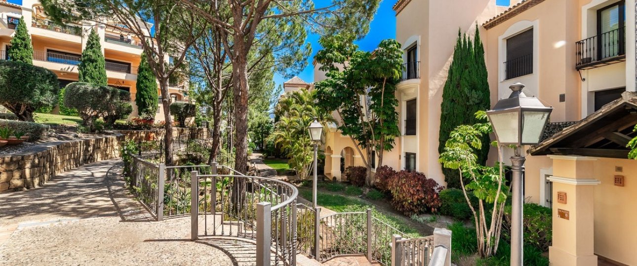 Resale - apartment - Benahavís - La Quinta