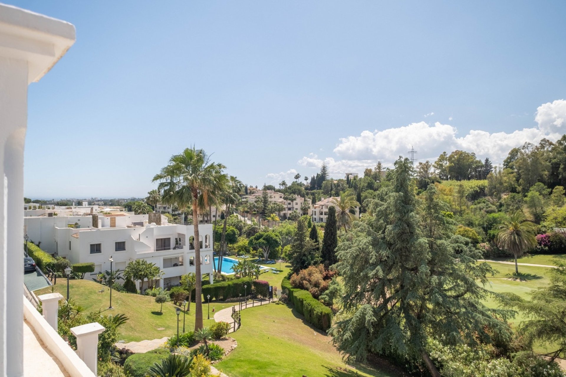 Resale - apartment - Benahavís - La Quinta