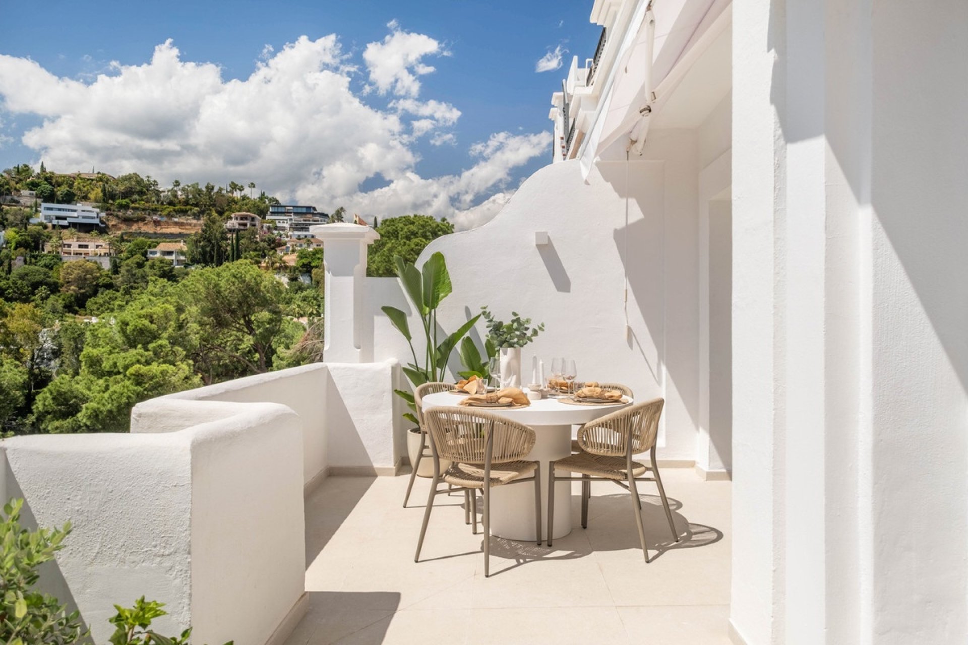 Resale - apartment - Benahavís - La Quinta