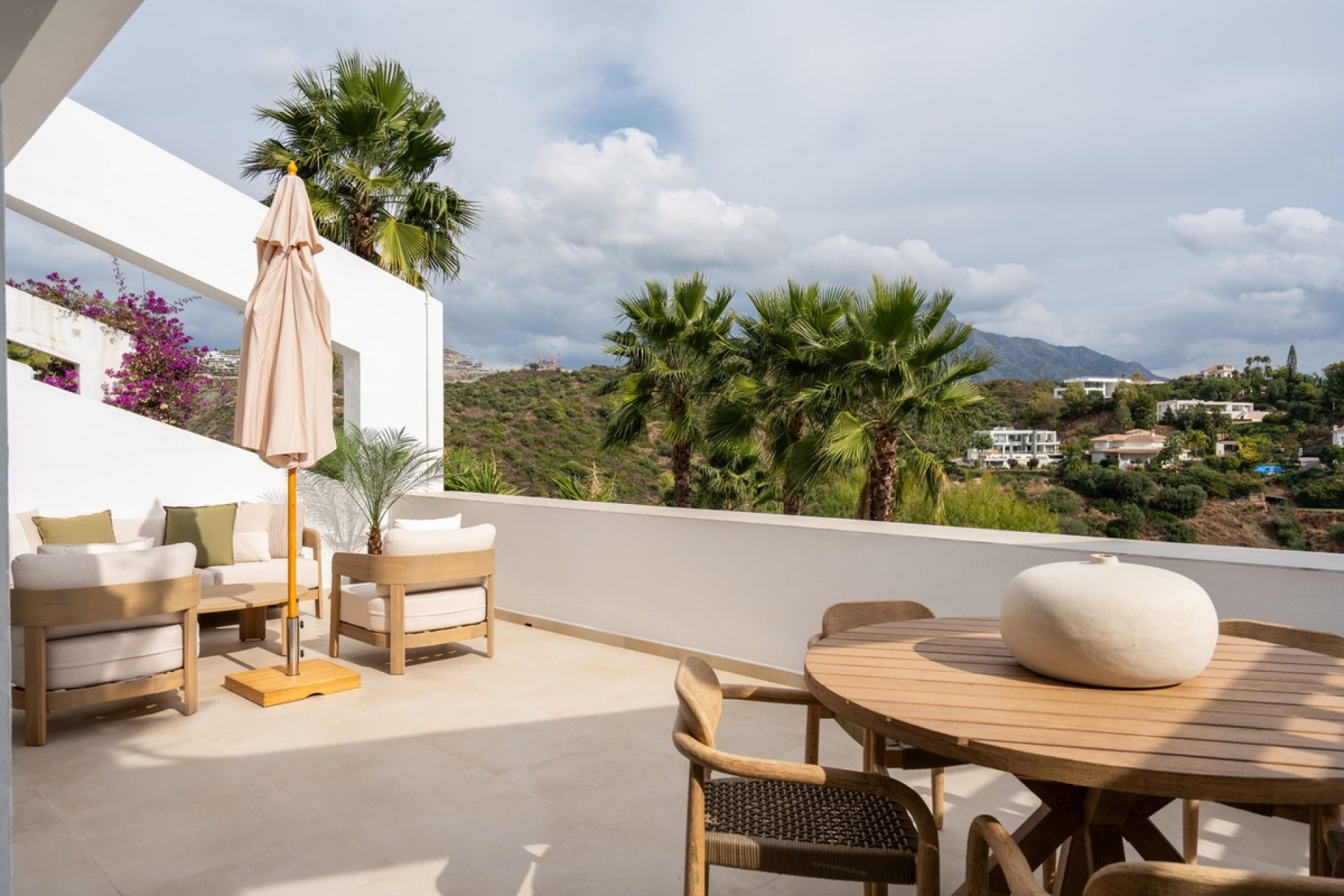 Resale - apartment - Benahavís - La Quinta
