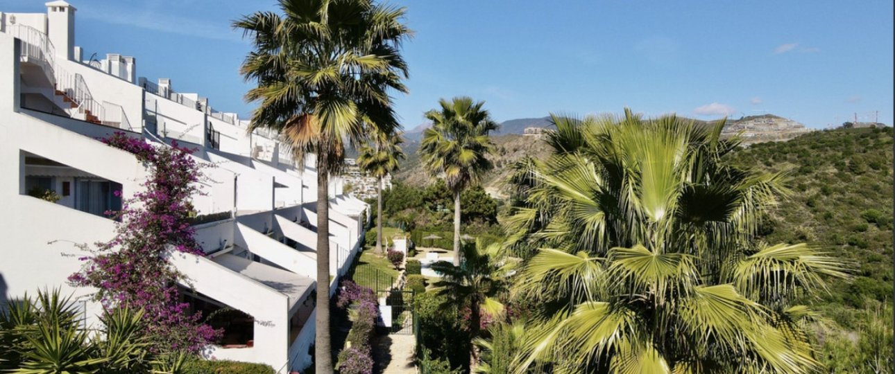 Resale - apartment - Benahavís - La Quinta