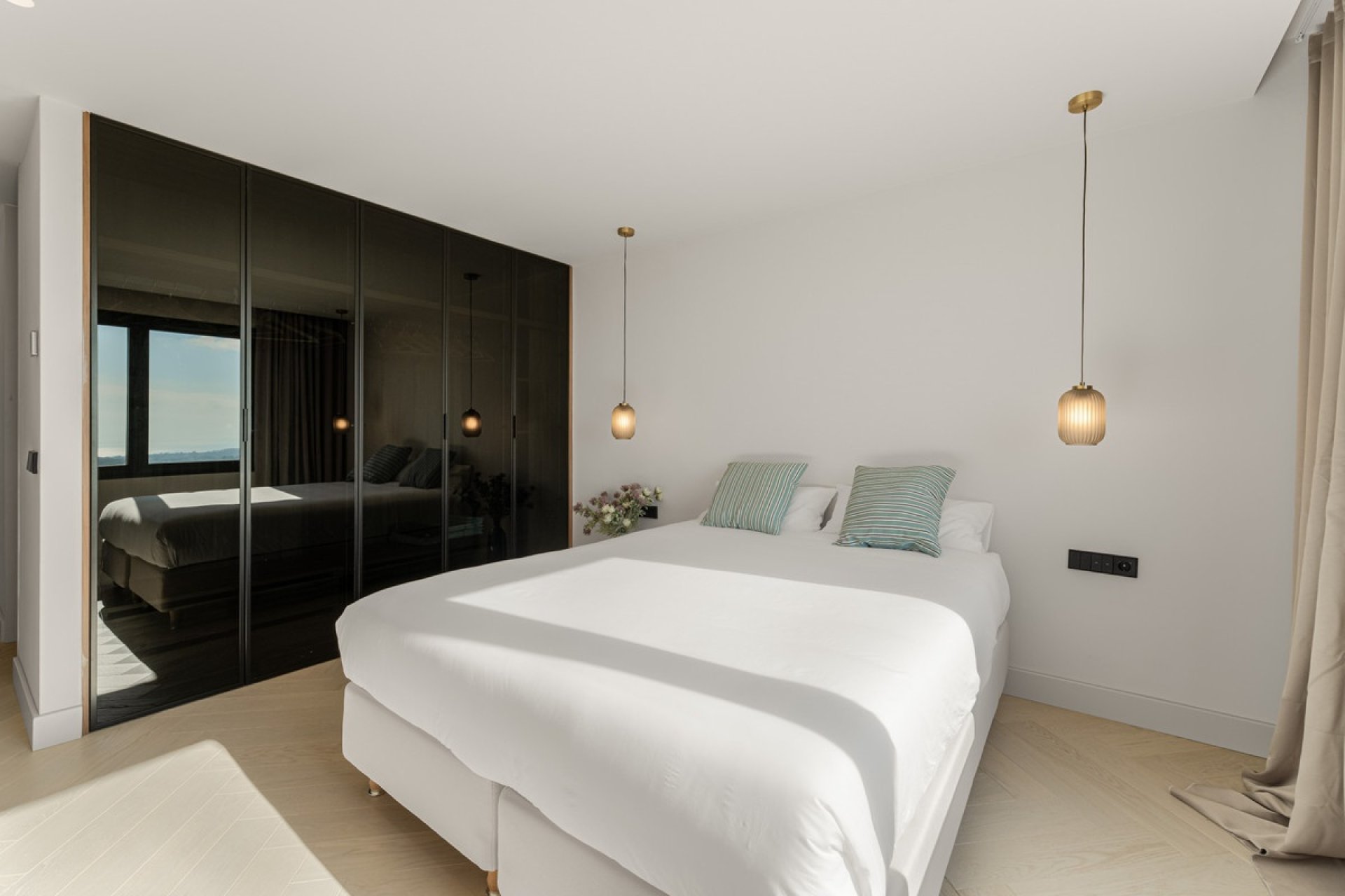 Resale - apartment - Benahavís - La Quinta