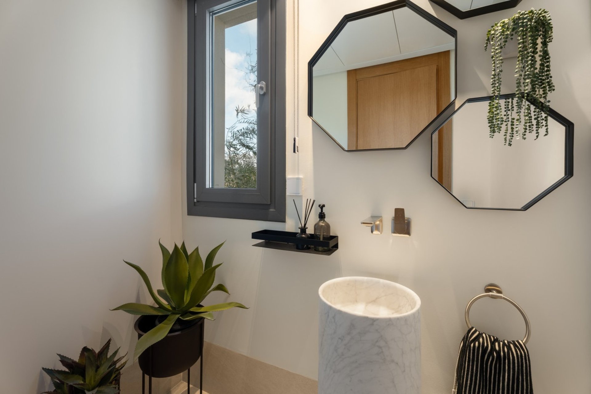 Resale - apartment - Benahavís - La Quinta