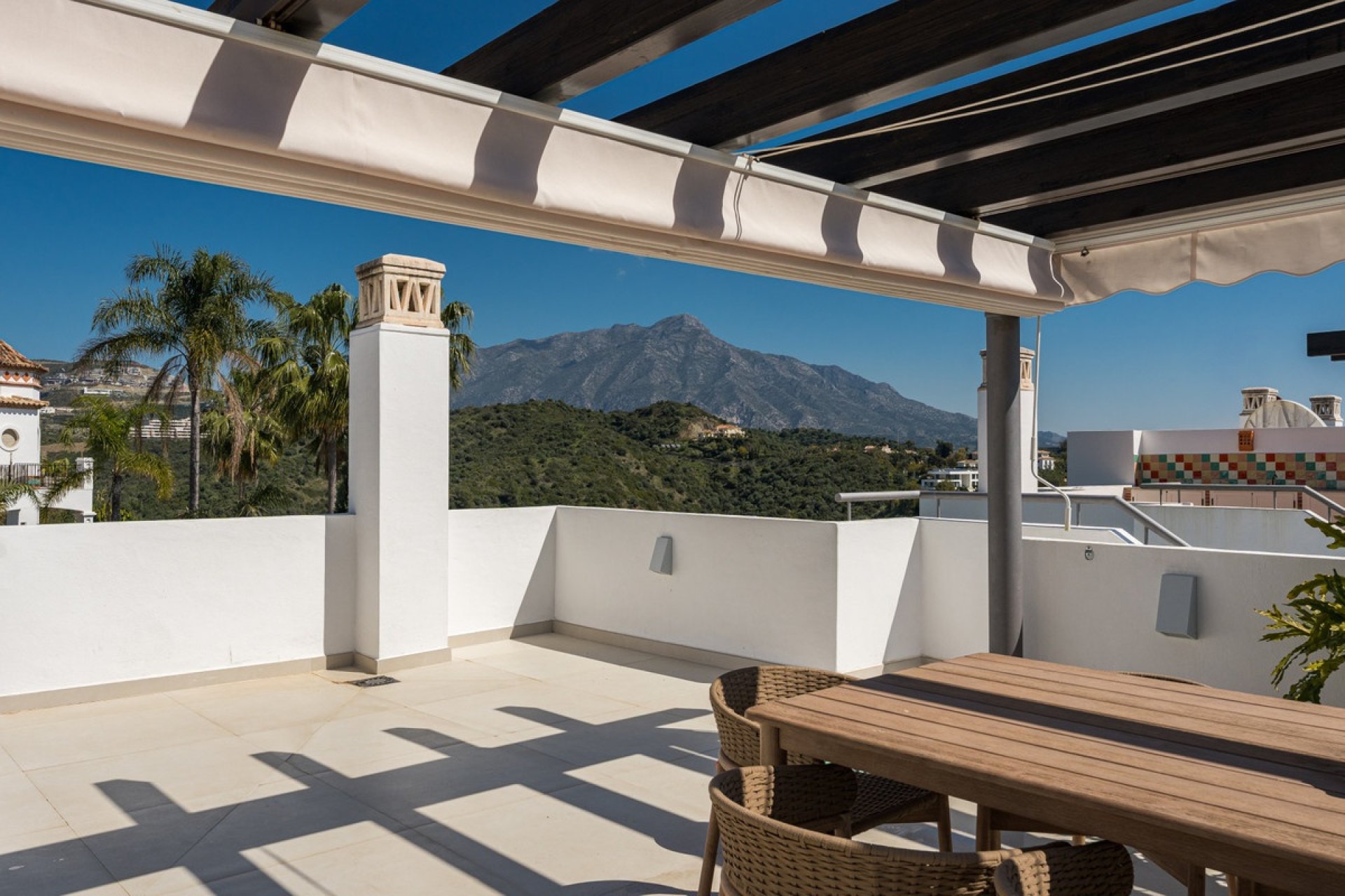Resale - apartment - Benahavís - La Quinta