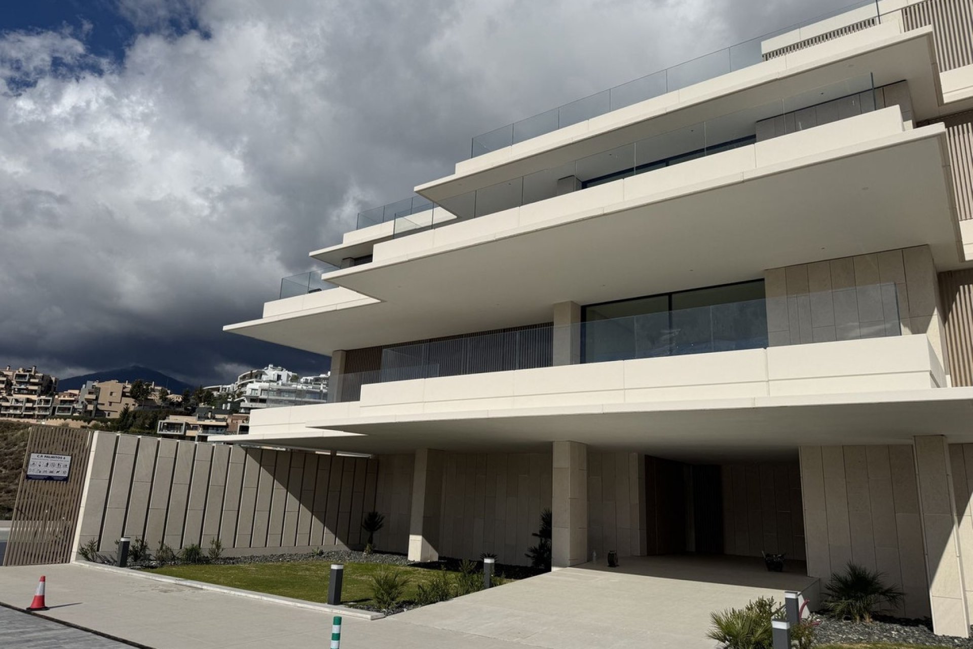 Resale - apartment - Benahavís - La Quinta