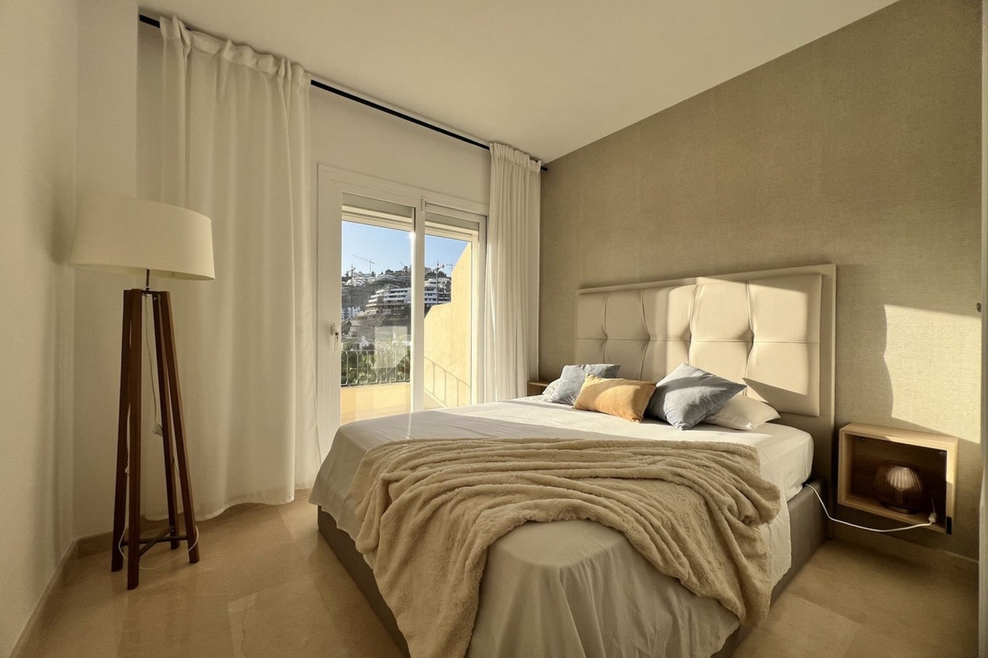 Resale - apartment - Benahavís - La Quinta