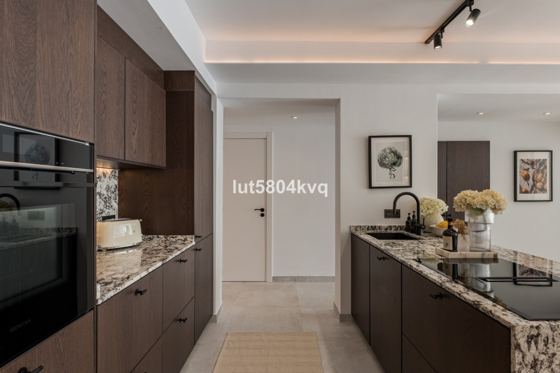 Resale - apartment - Benahavís - La Quinta