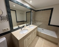 Resale - apartment - Benahavís - La Quinta