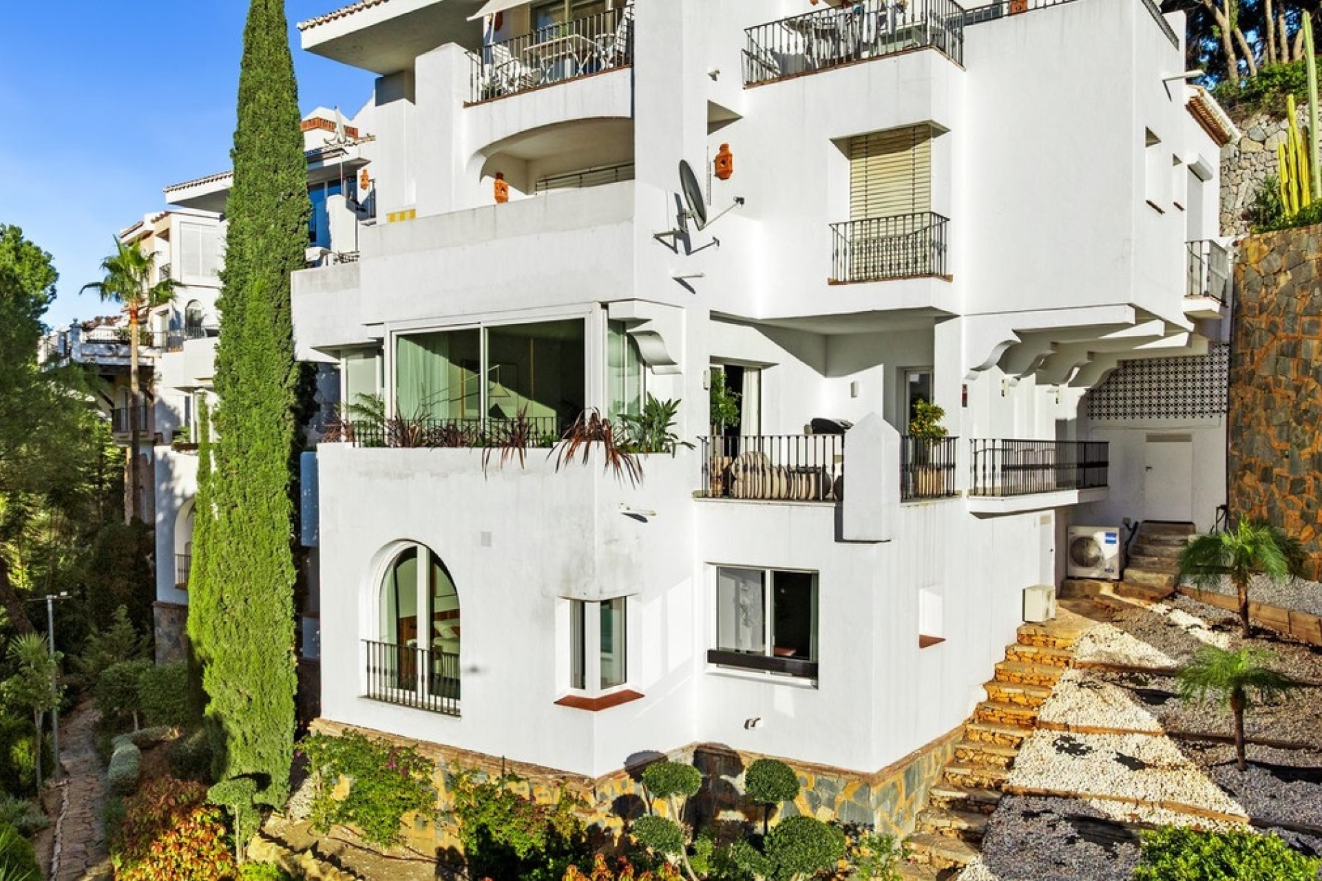 Resale - apartment - Benahavís - La Quinta