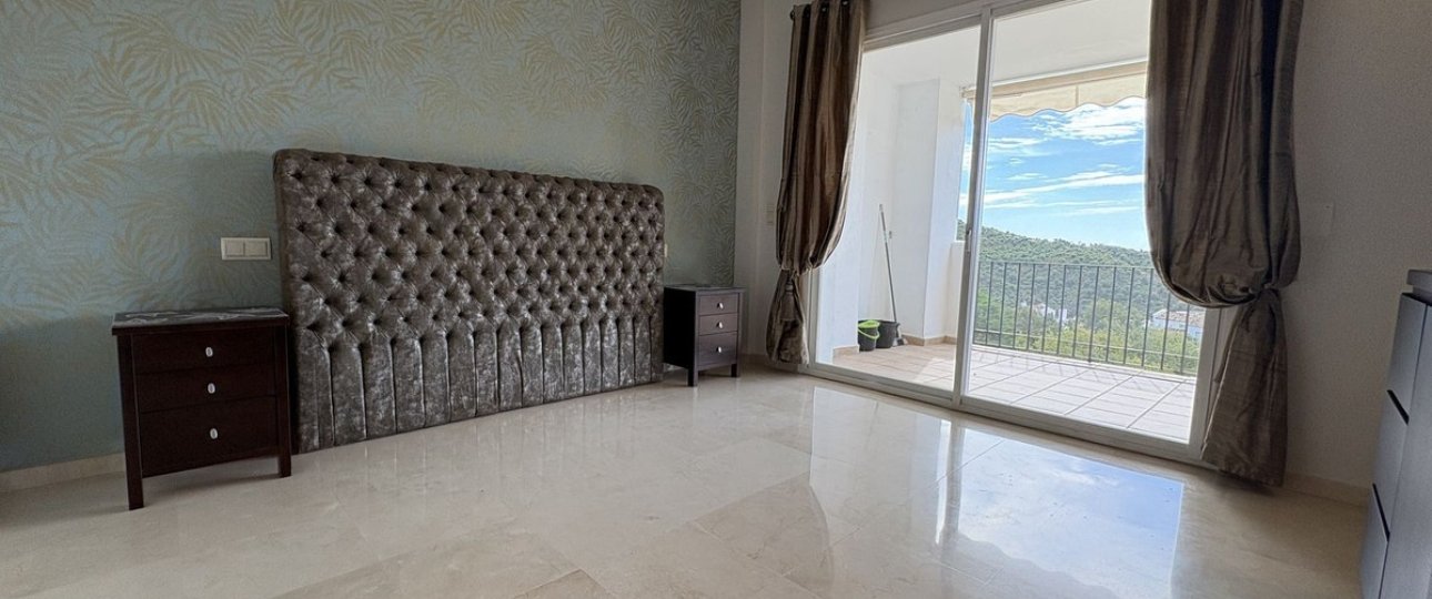Resale - apartment - Benahavís - La Quinta