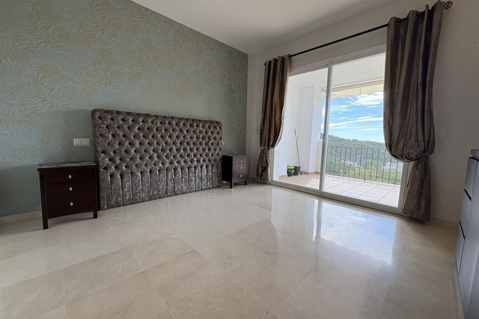 Resale - apartment - Benahavís - La Quinta