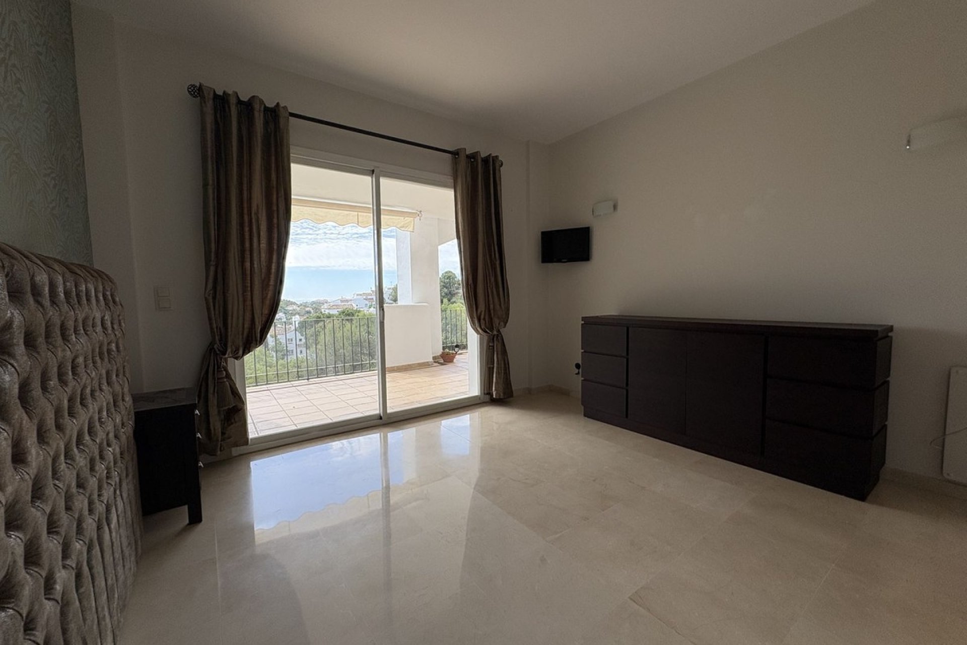 Resale - apartment - Benahavís - La Quinta