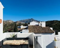 Resale - apartment - Benahavís - La Quinta