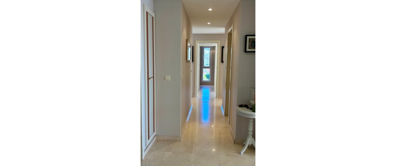 Resale - apartment - Benahavís - La Quinta
