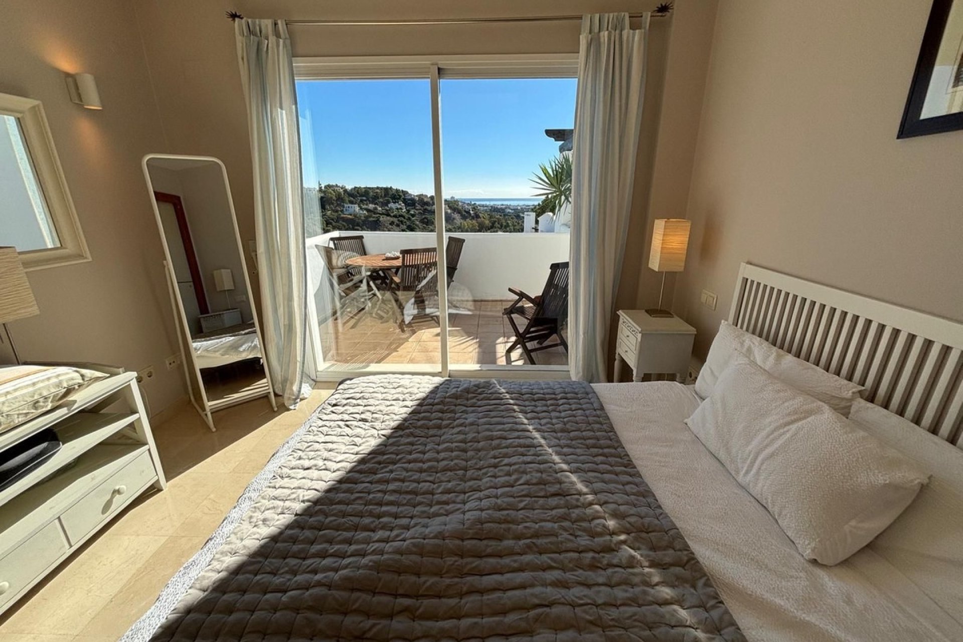 Resale - apartment - Benahavís - La Quinta
