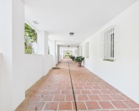 Resale - apartment - Benahavís - La Quinta