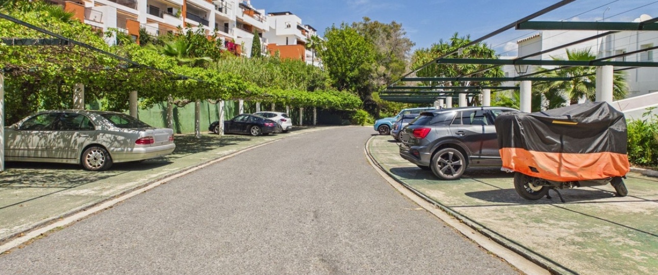 Resale - apartment - Benahavís - La Quinta