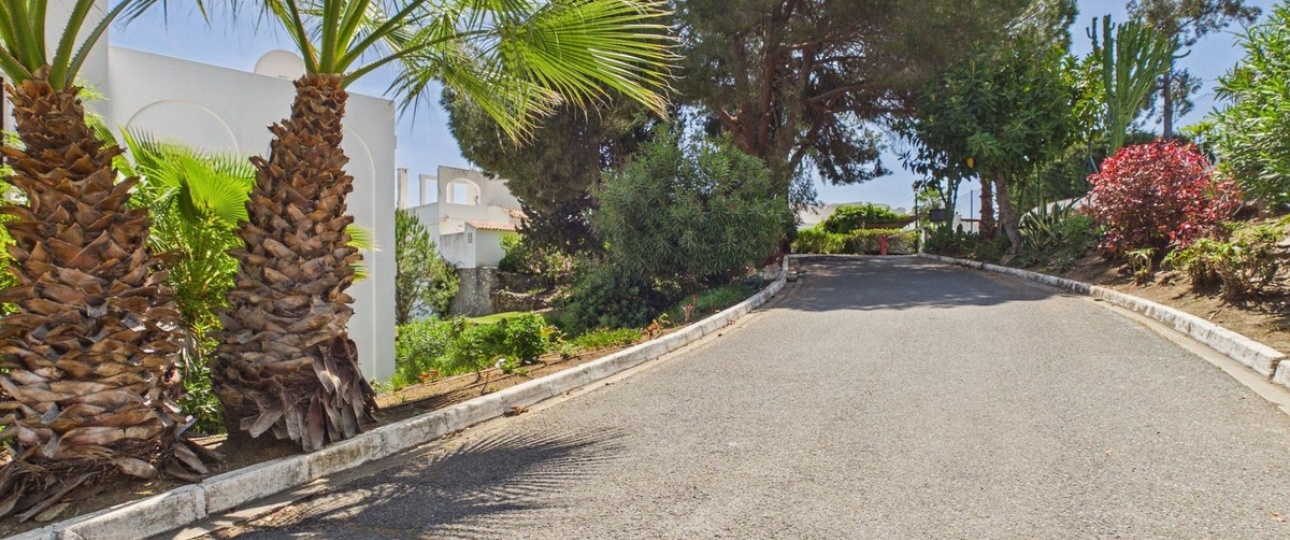 Resale - apartment - Benahavís - La Quinta
