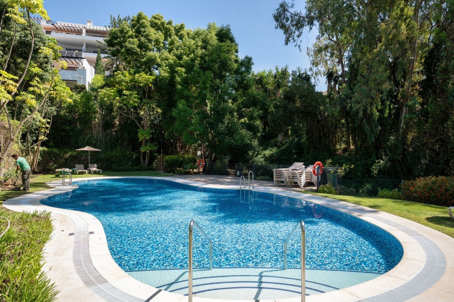 Resale - apartment - Benahavís - La Quinta