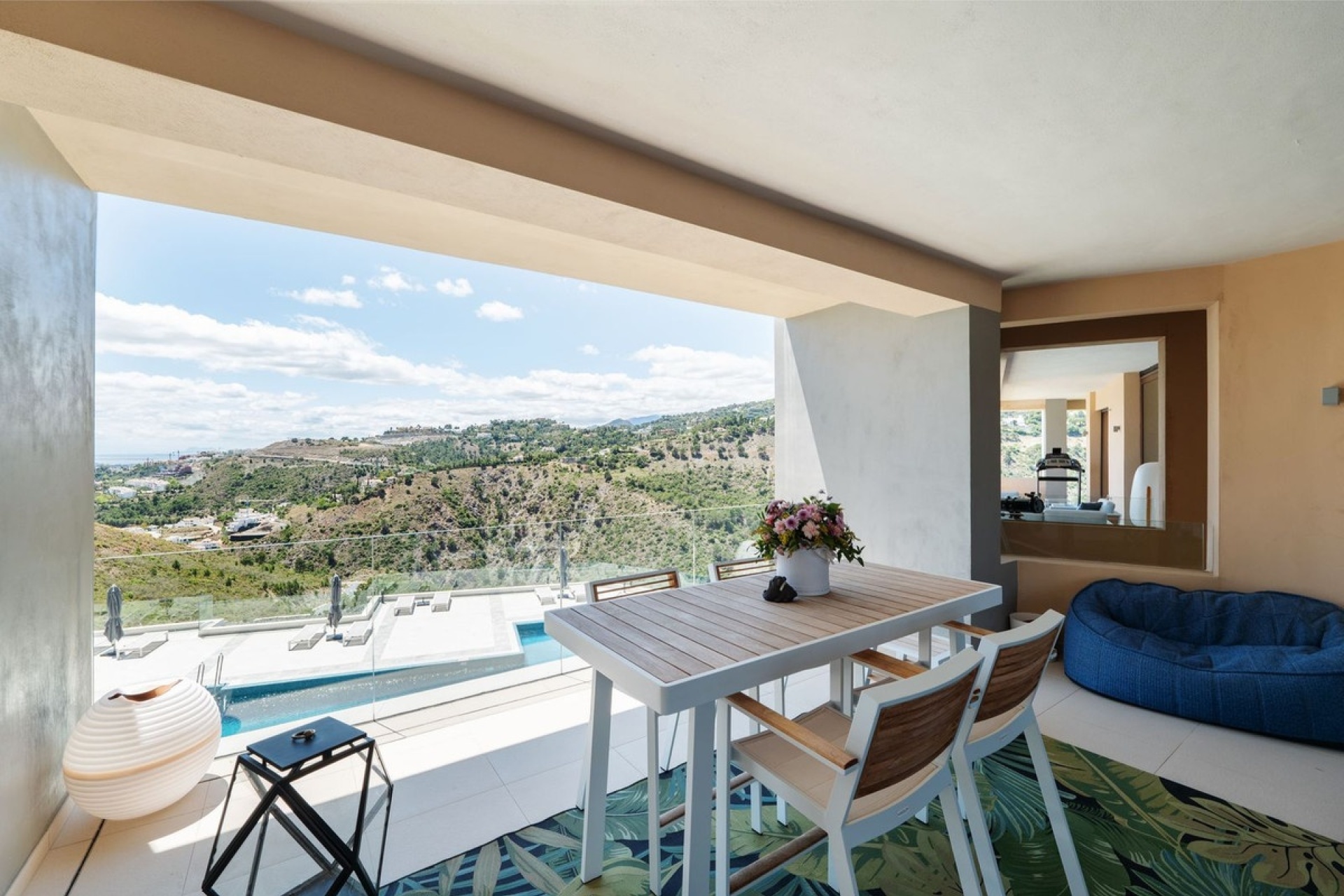 Resale - apartment - Benahavís - La Quinta
