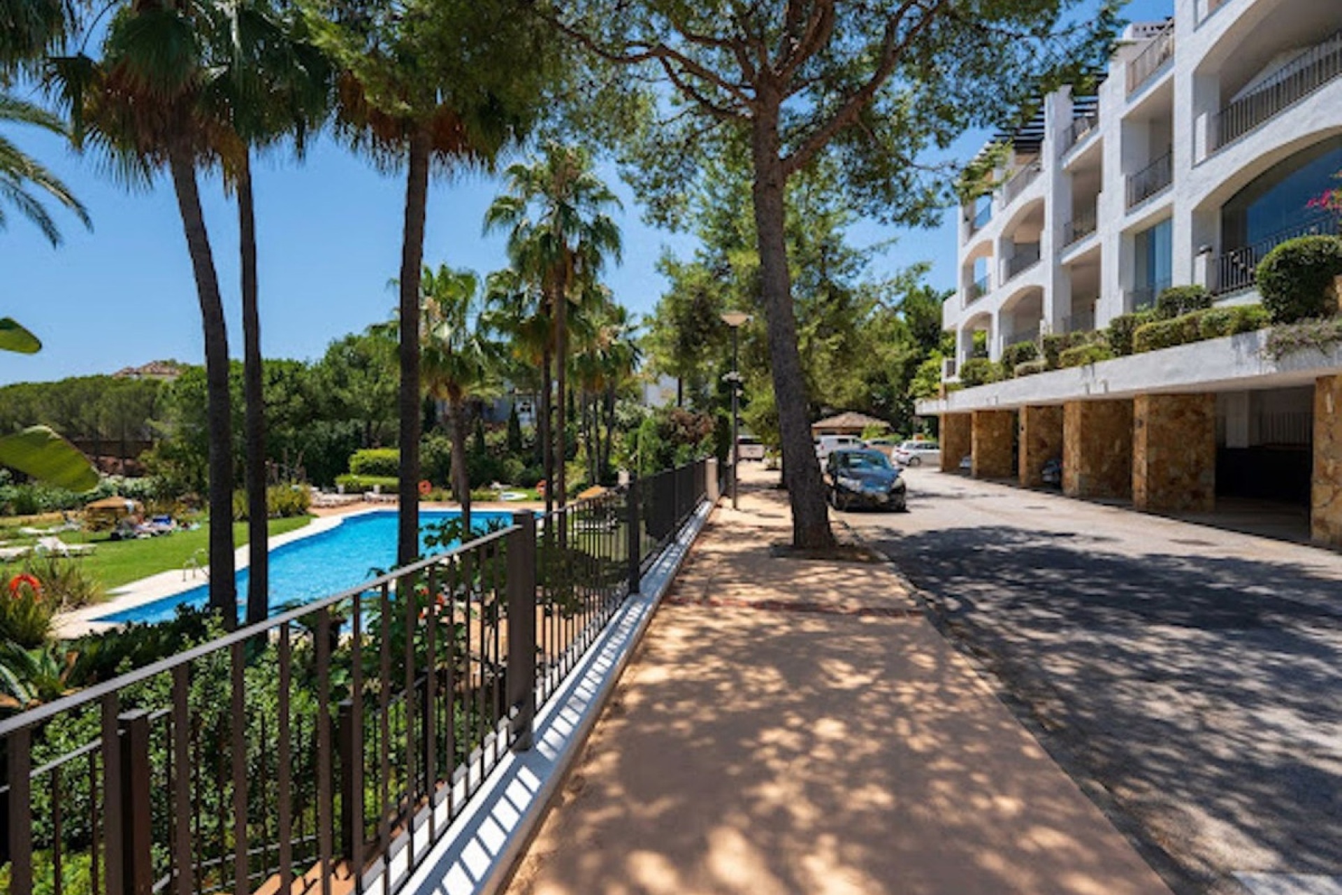 Resale - apartment - Benahavís - La Quinta