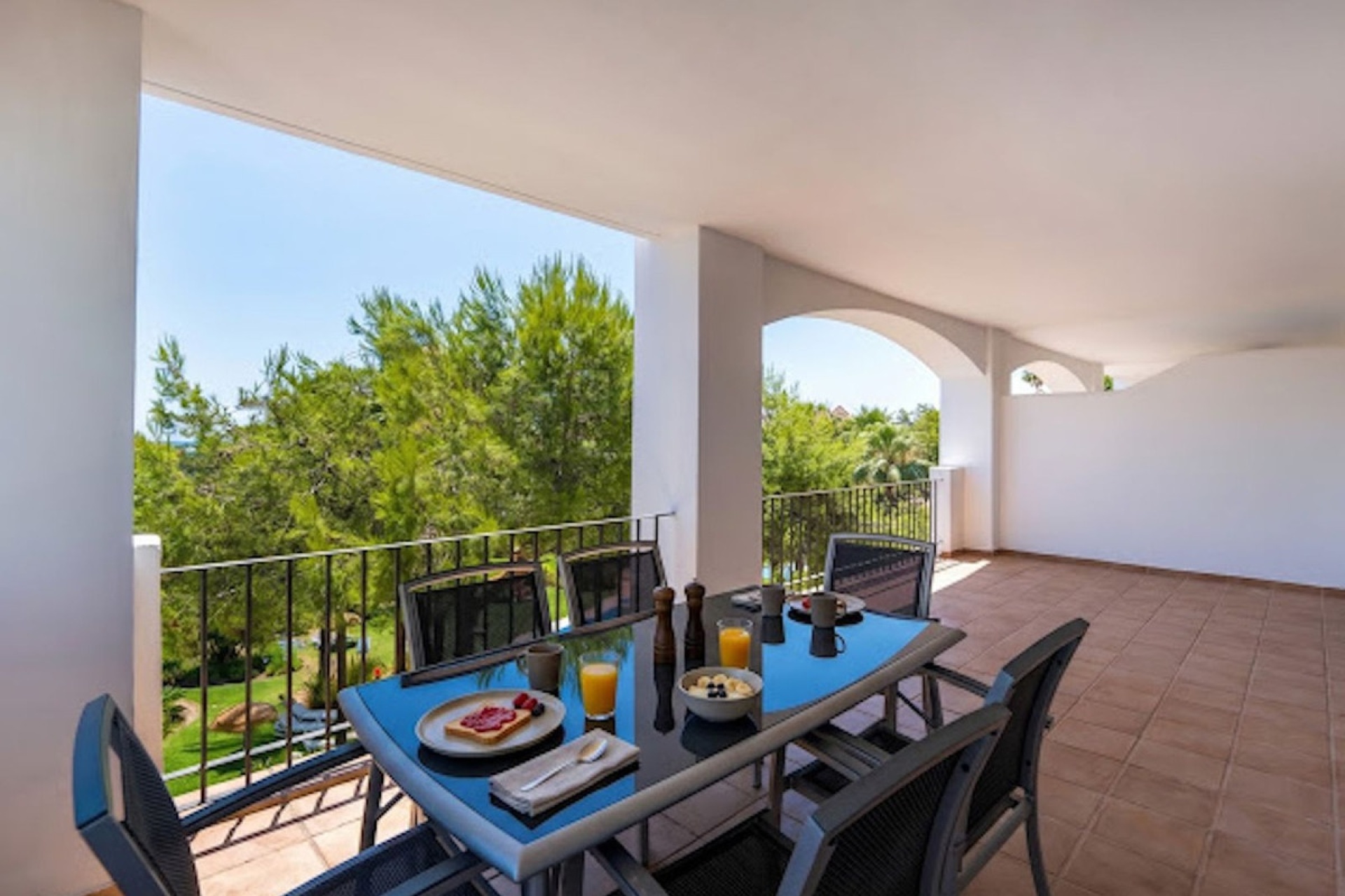 Resale - apartment - Benahavís - La Quinta
