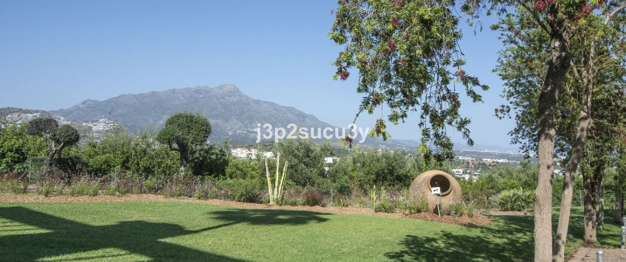 Resale - apartment - Benahavís - La Quinta