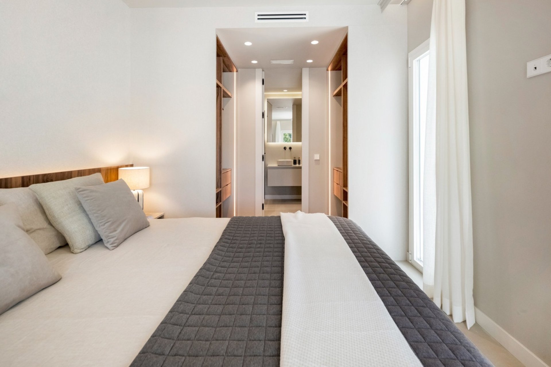 Resale - apartment - Benahavís - La Quinta