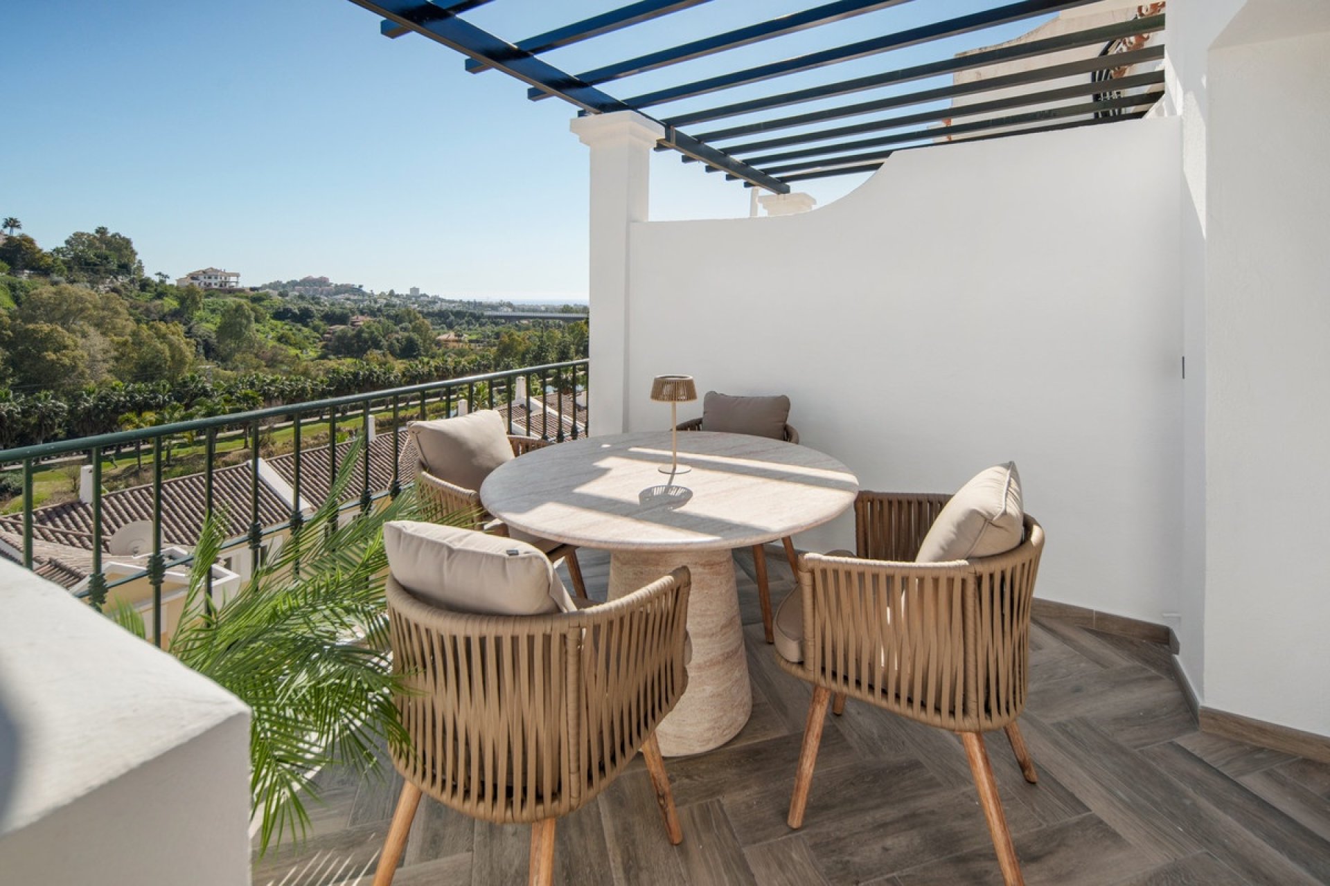 Resale - apartment - Benahavís - La Quinta