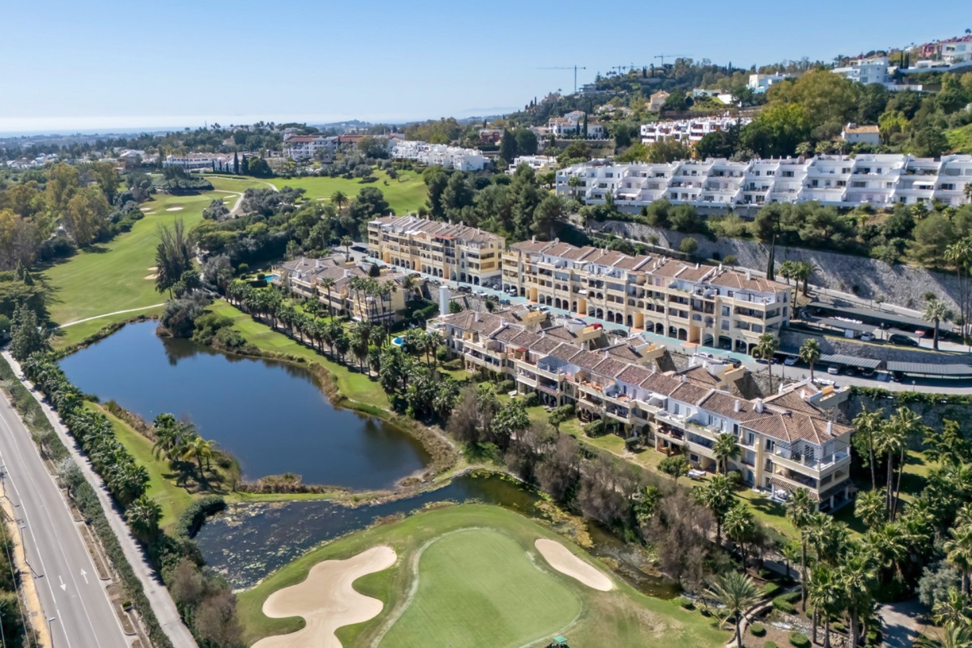 Resale - apartment - Benahavís - La Quinta