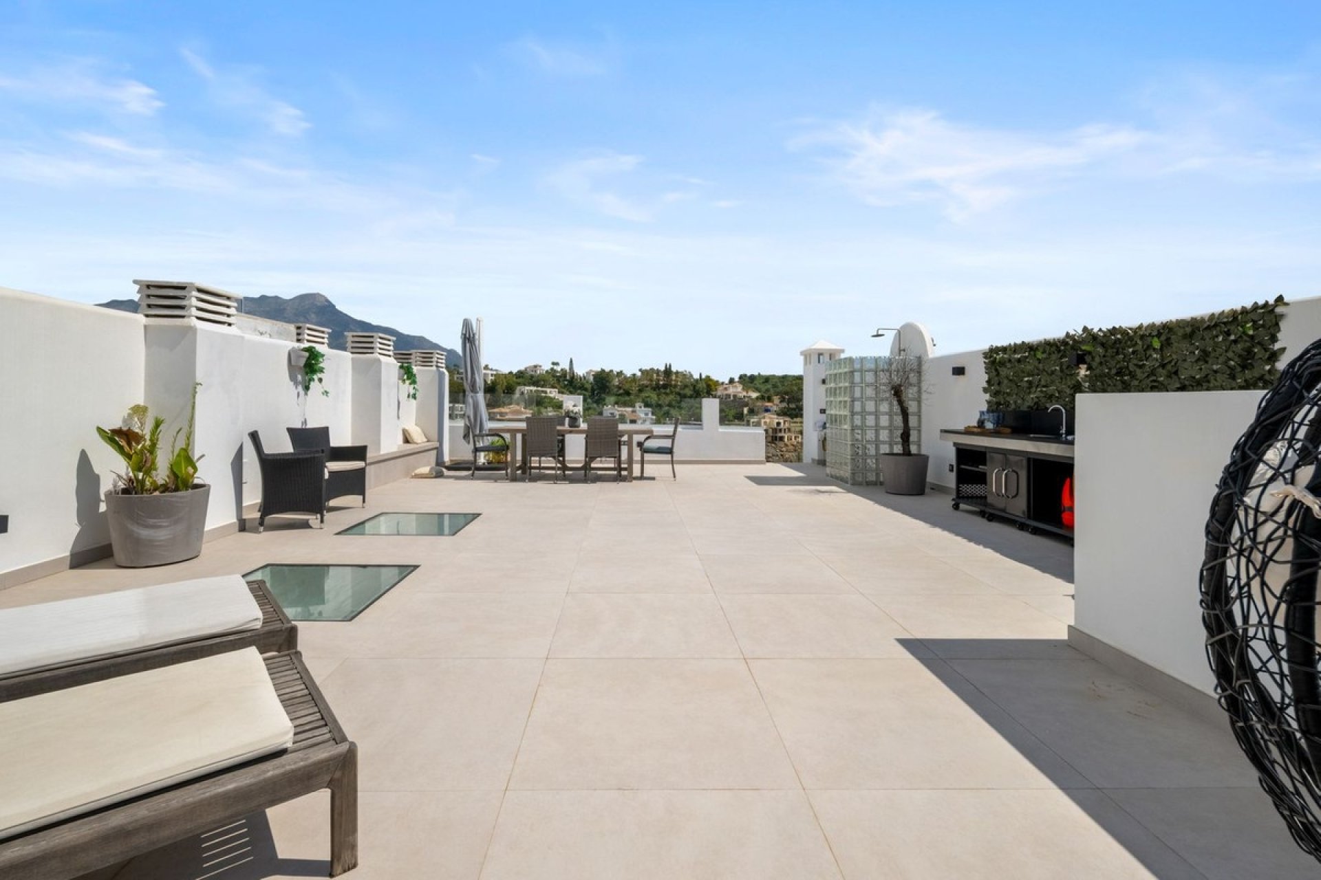 Resale - apartment - Benahavís - La Quinta