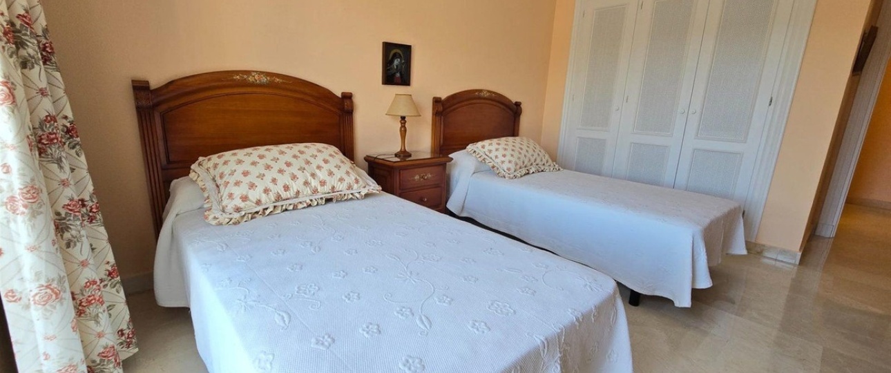 Resale - apartment - Benahavís - La Quinta