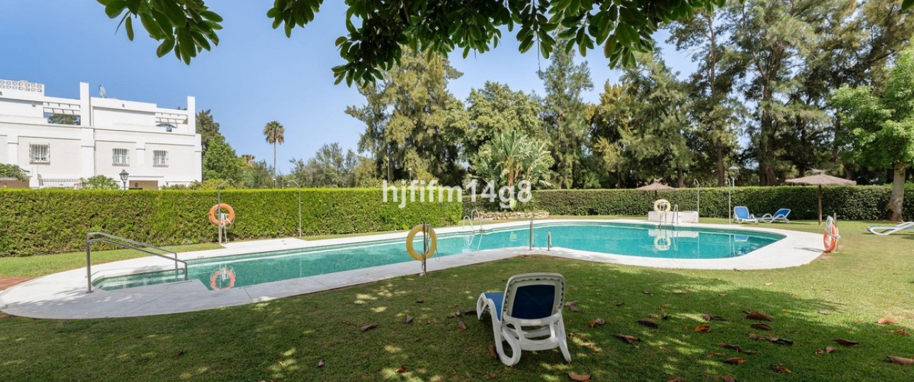 Resale - apartment - Benahavís - La Quinta