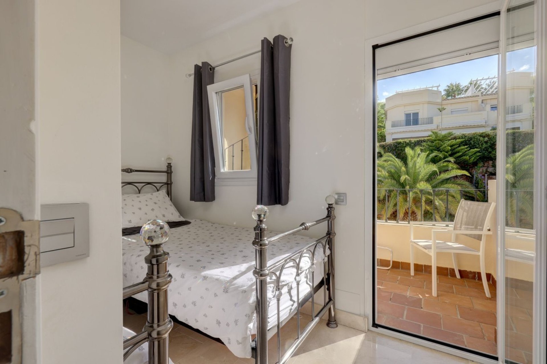 Resale - apartment - Benahavís - La Quinta