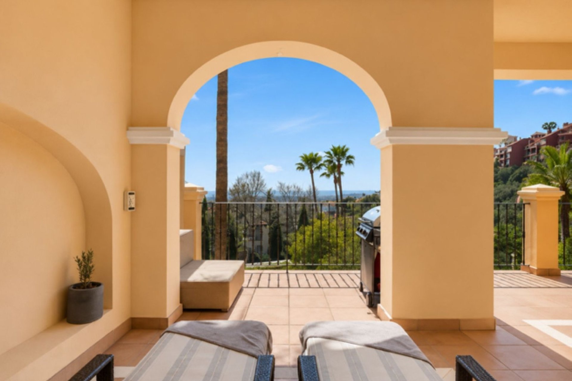 Resale - apartment - Benahavís - La Quinta