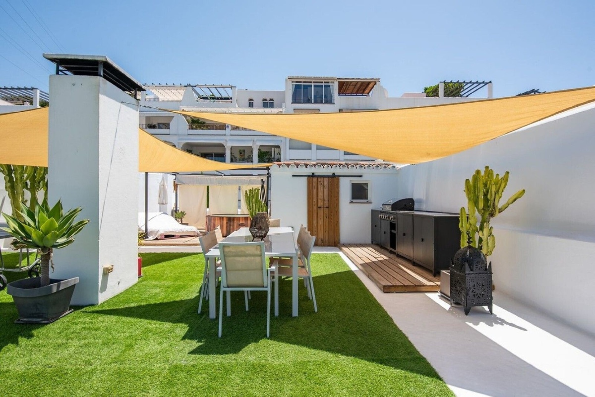 Resale - apartment - Benahavís - La Quinta