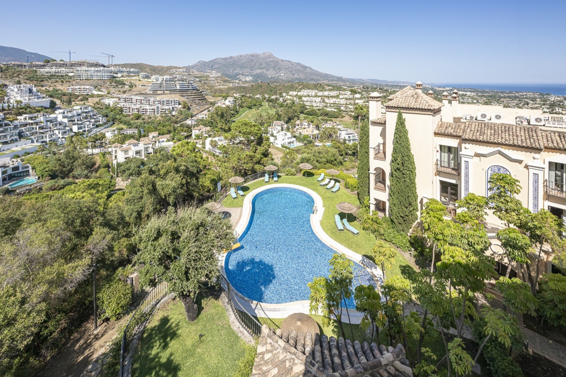 Resale - apartment - Benahavís - La Quinta
