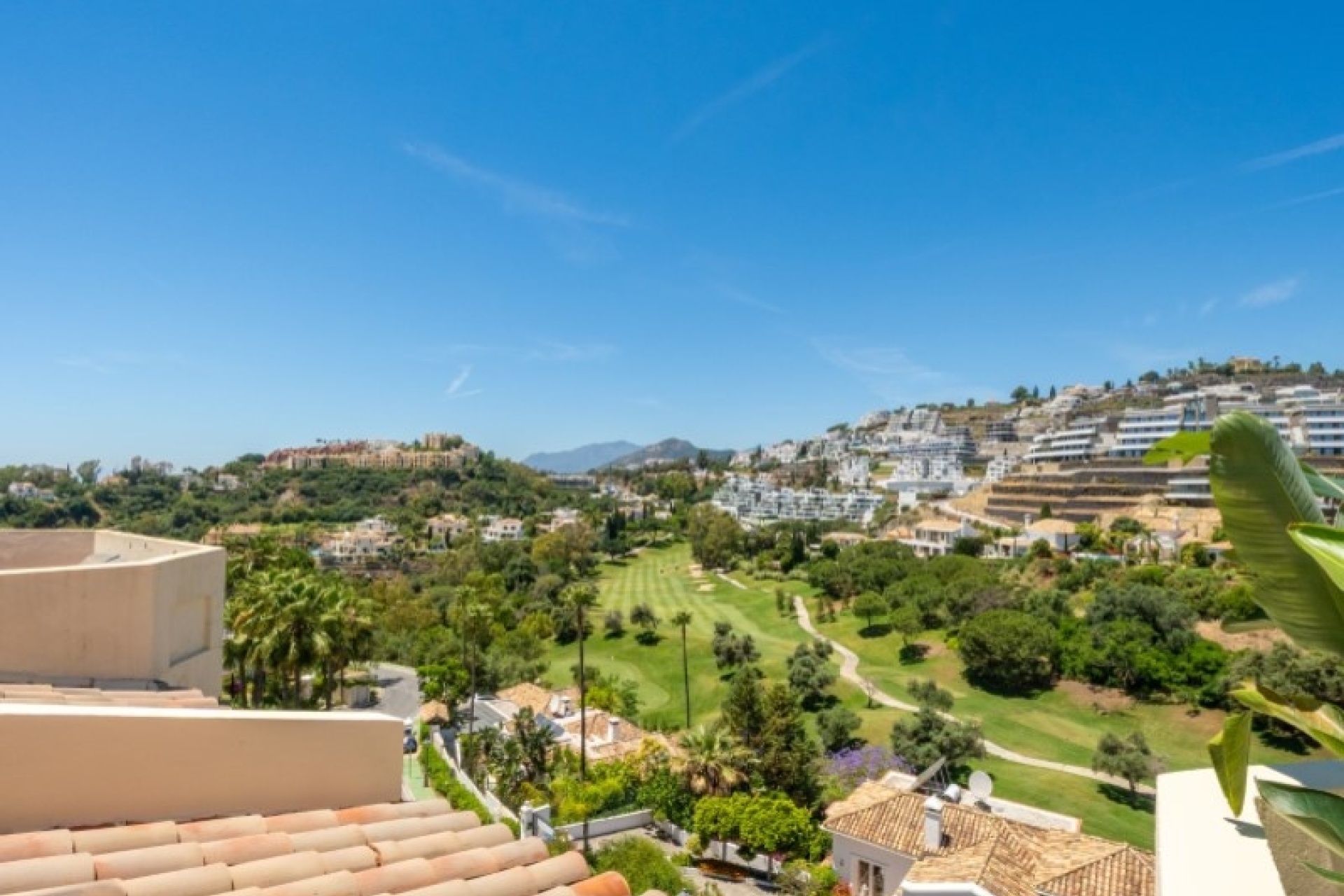 Resale - apartment - Benahavís - La Quinta