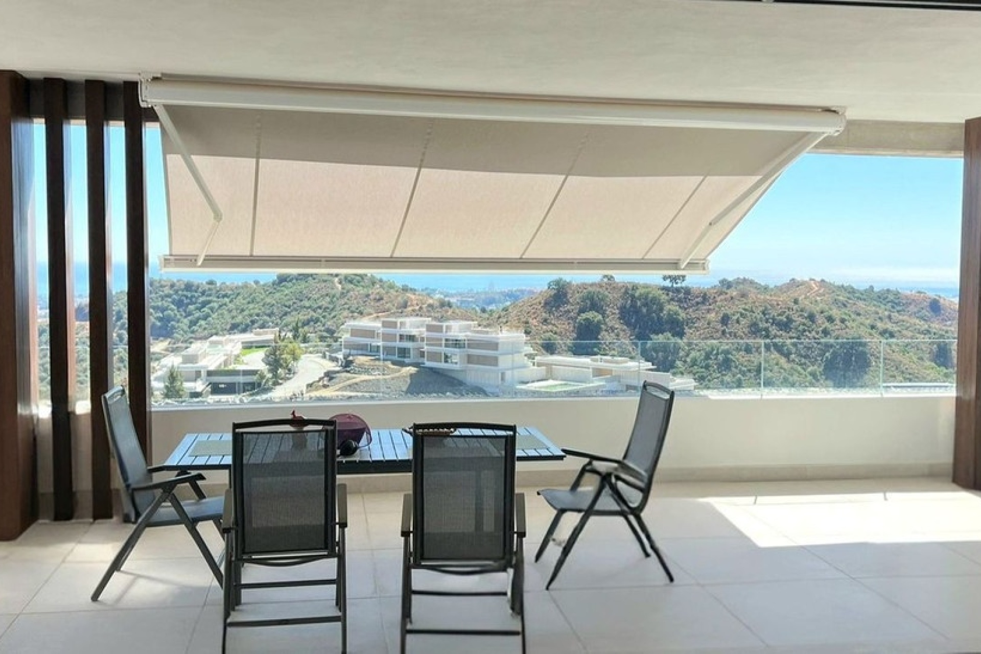 Resale - apartment - Benahavís - La Quinta