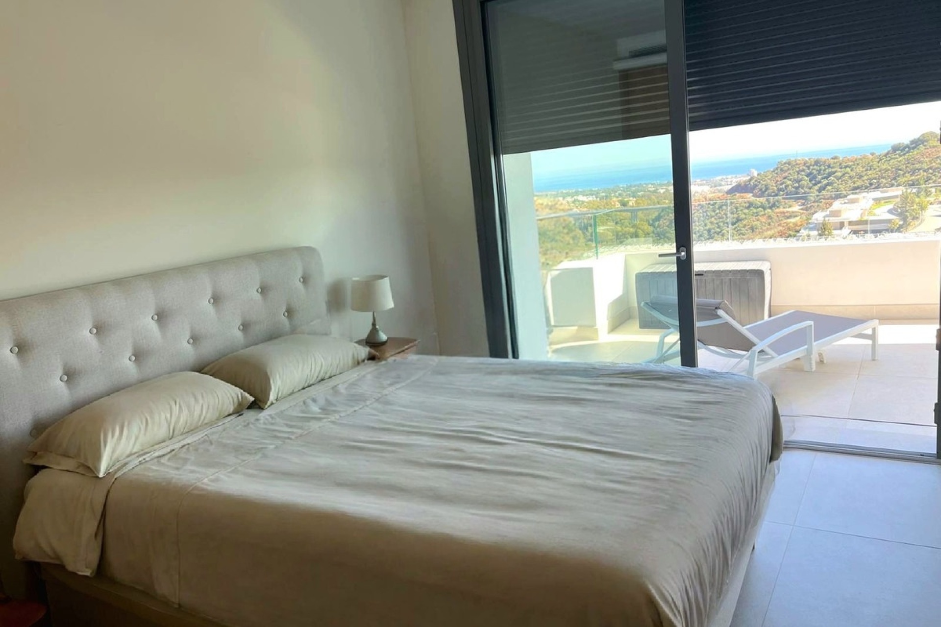 Resale - apartment - Benahavís - La Quinta