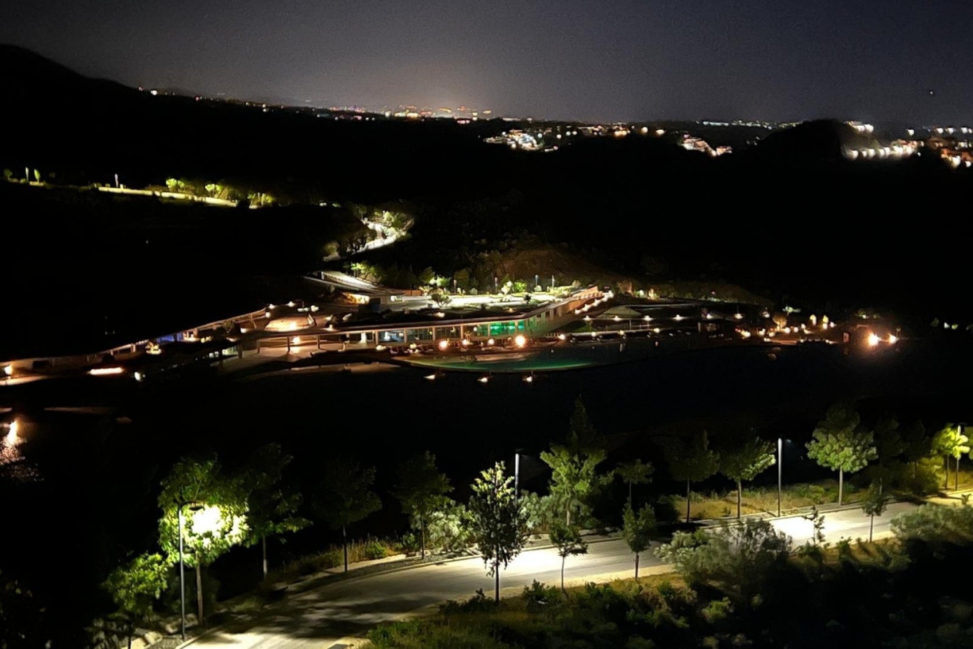 Resale - apartment - Benahavís - La Quinta