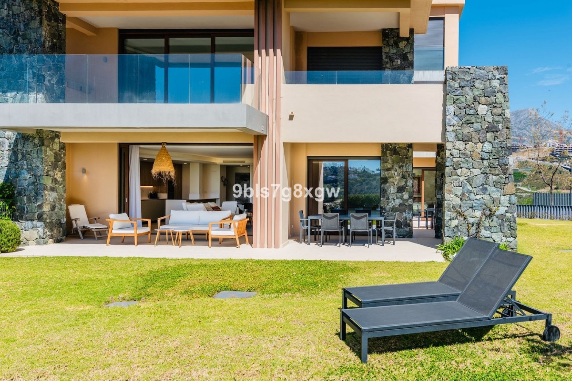 Resale - apartment - Benahavís - La Quinta