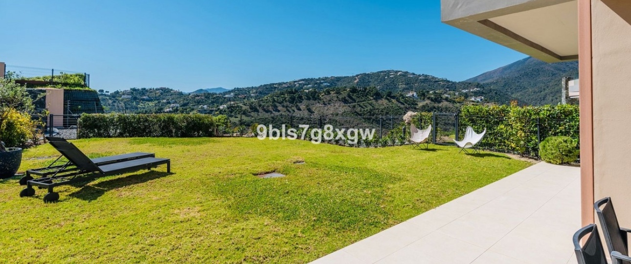 Resale - apartment - Benahavís - La Quinta