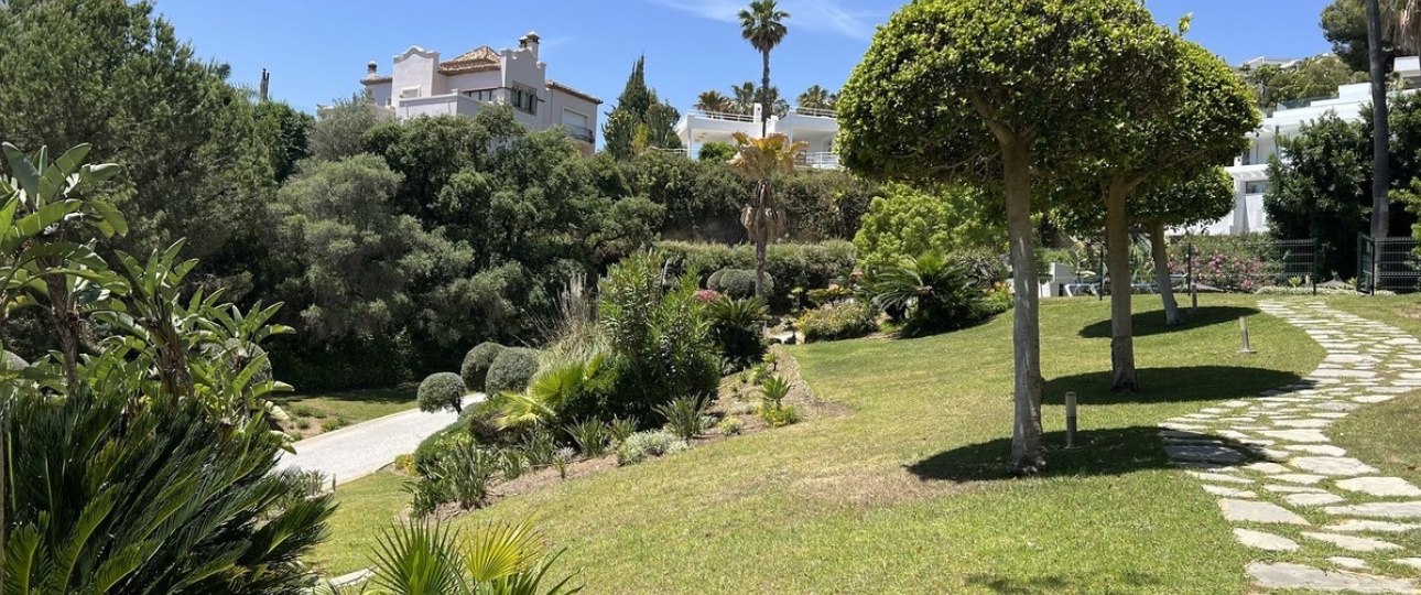Resale - apartment - Benahavís - La Quinta