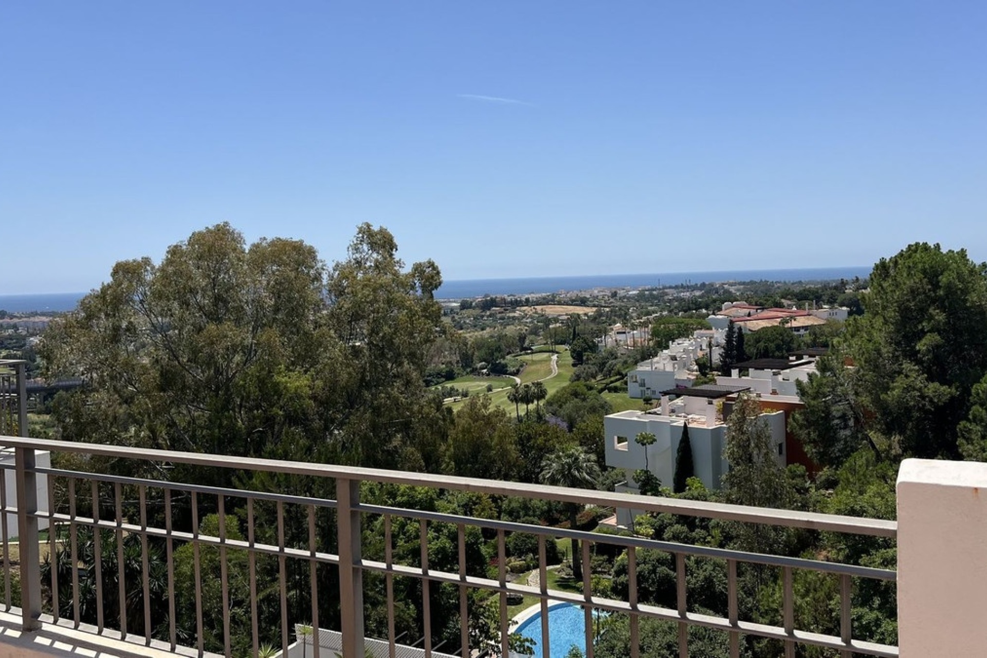 Resale - apartment - Benahavís - La Quinta
