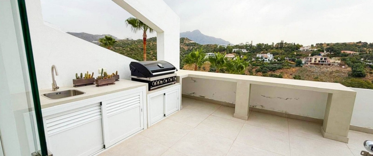 Resale - apartment - Benahavís - La Quinta