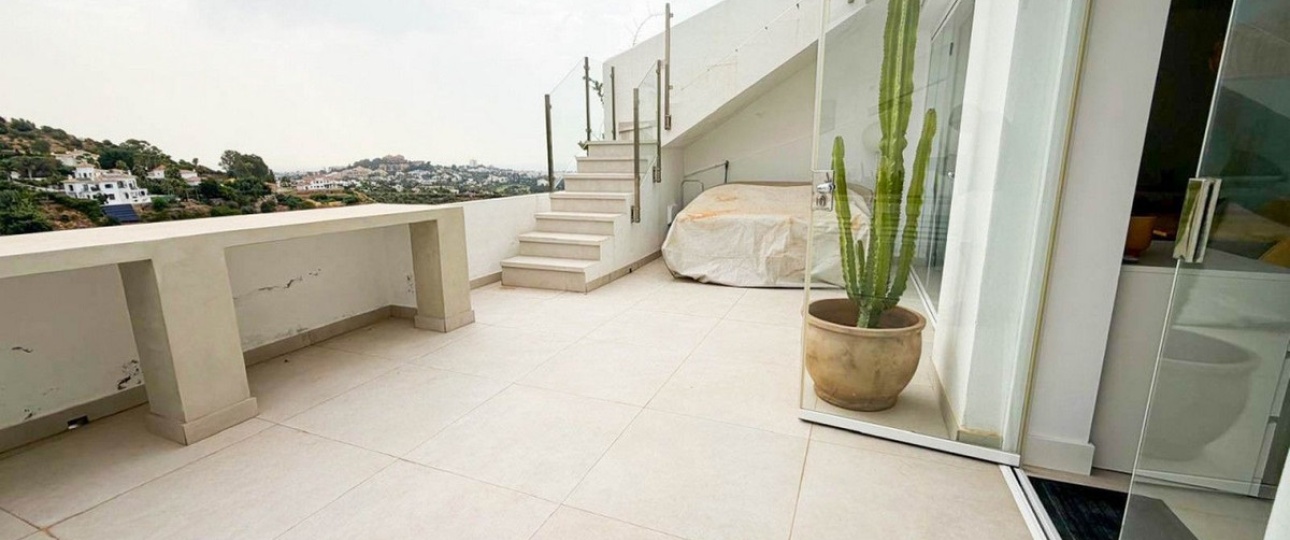 Resale - apartment - Benahavís - La Quinta